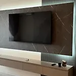 South Bay Luxury Lejlighed
