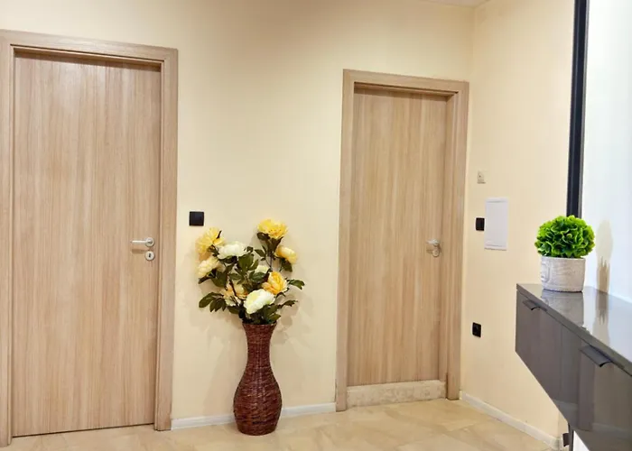 South Bay Luxury Διαμέρισμα